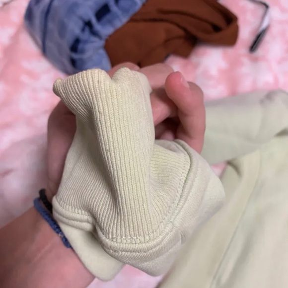 Mint green champion hoodie - Picture 5 of 7